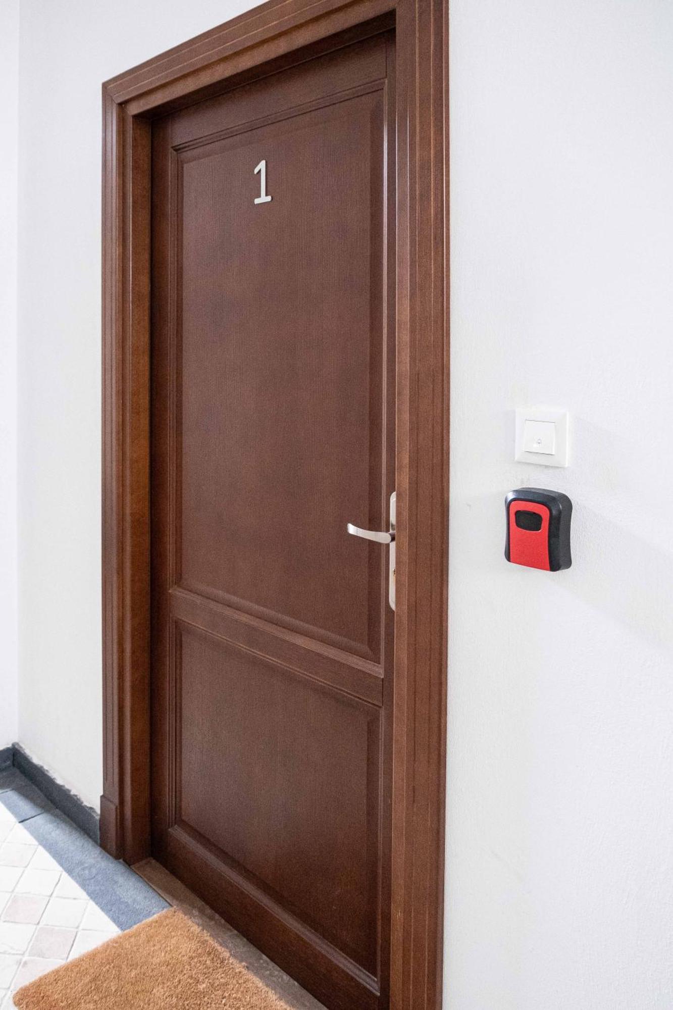 Apartamento Old Town Zamkowa Vis A Vis Wawelu Cracovia Exterior foto